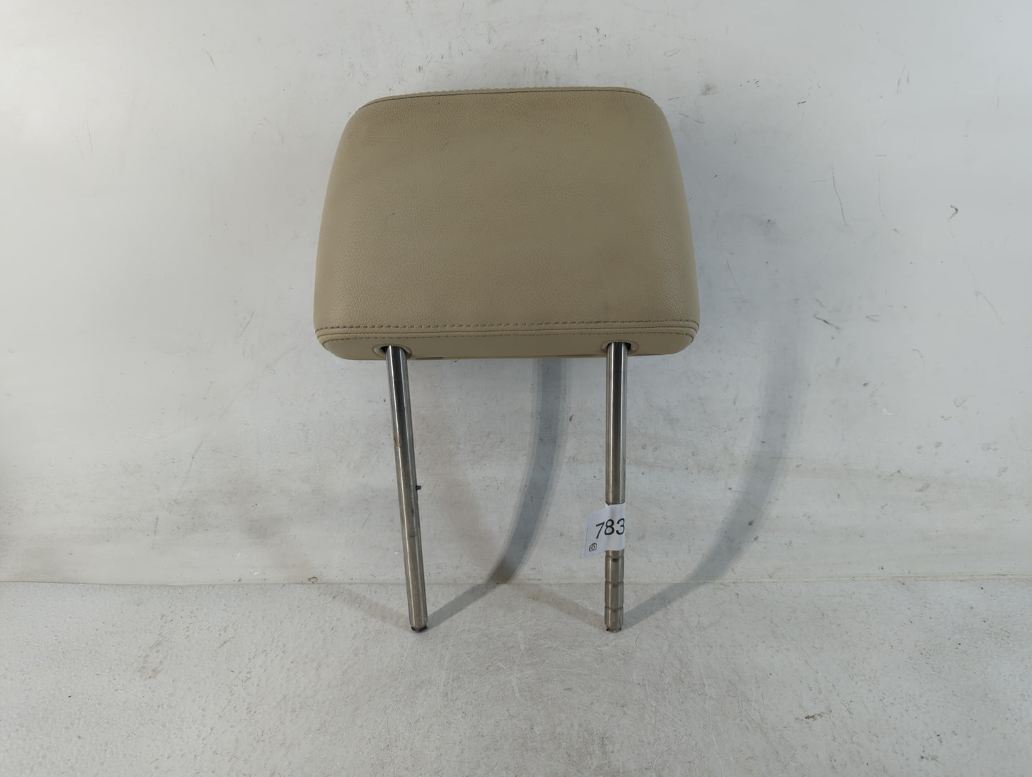 2006-2010 Volkswagen Beetle Headrest Head Rest Front Driver Passenger Seat Fits Fits 2006 2007 2008 2009 2010 OEM Used Auto Parts - Oemusedautoparts1.com