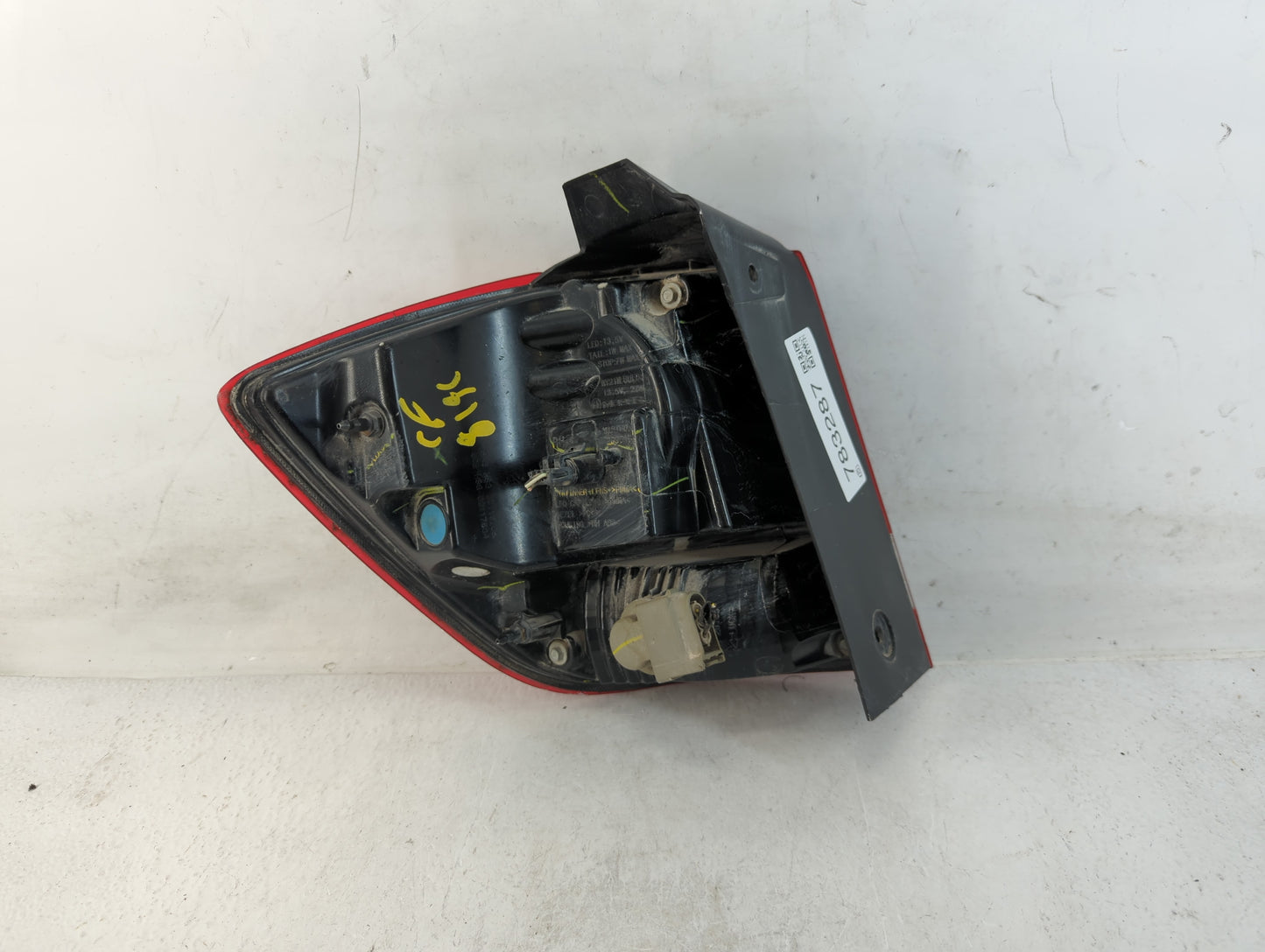 2014 Dodge Journey Tail Light Assembly Passenger Right OEM P/N:68078464AD Fits OEM Used Auto Parts - Oemusedautoparts1.com