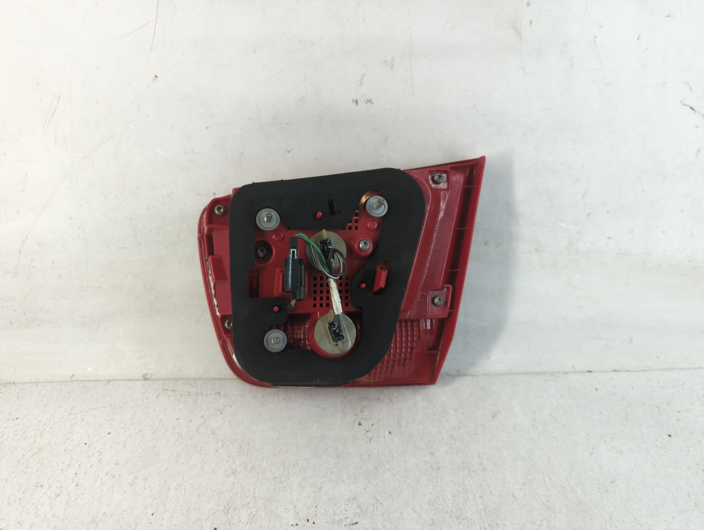 2013-2016 Chevrolet Malibu Tail Light Assembly Driver Left OEM P/N:131Z Fits Fits 2013 2014 2015 2016 OEM Used Auto Parts - Oemusedautoparts1.com