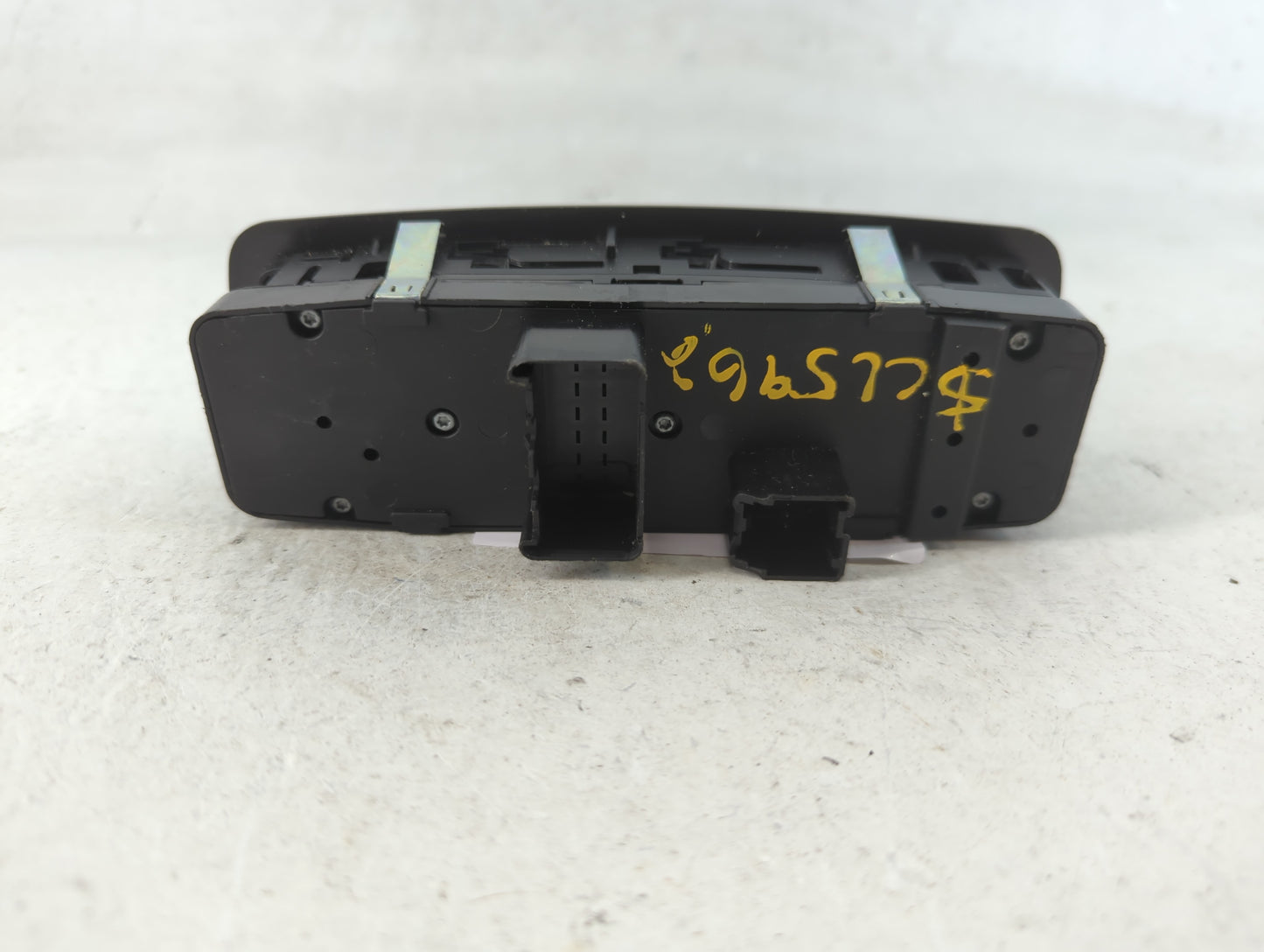 2012-2016 Chrysler Town & Country Master Power Window Switch Replacement Driver Side Left P/N:68110871AA Fits OEM Used Auto Parts - Oemusedautoparts1.com