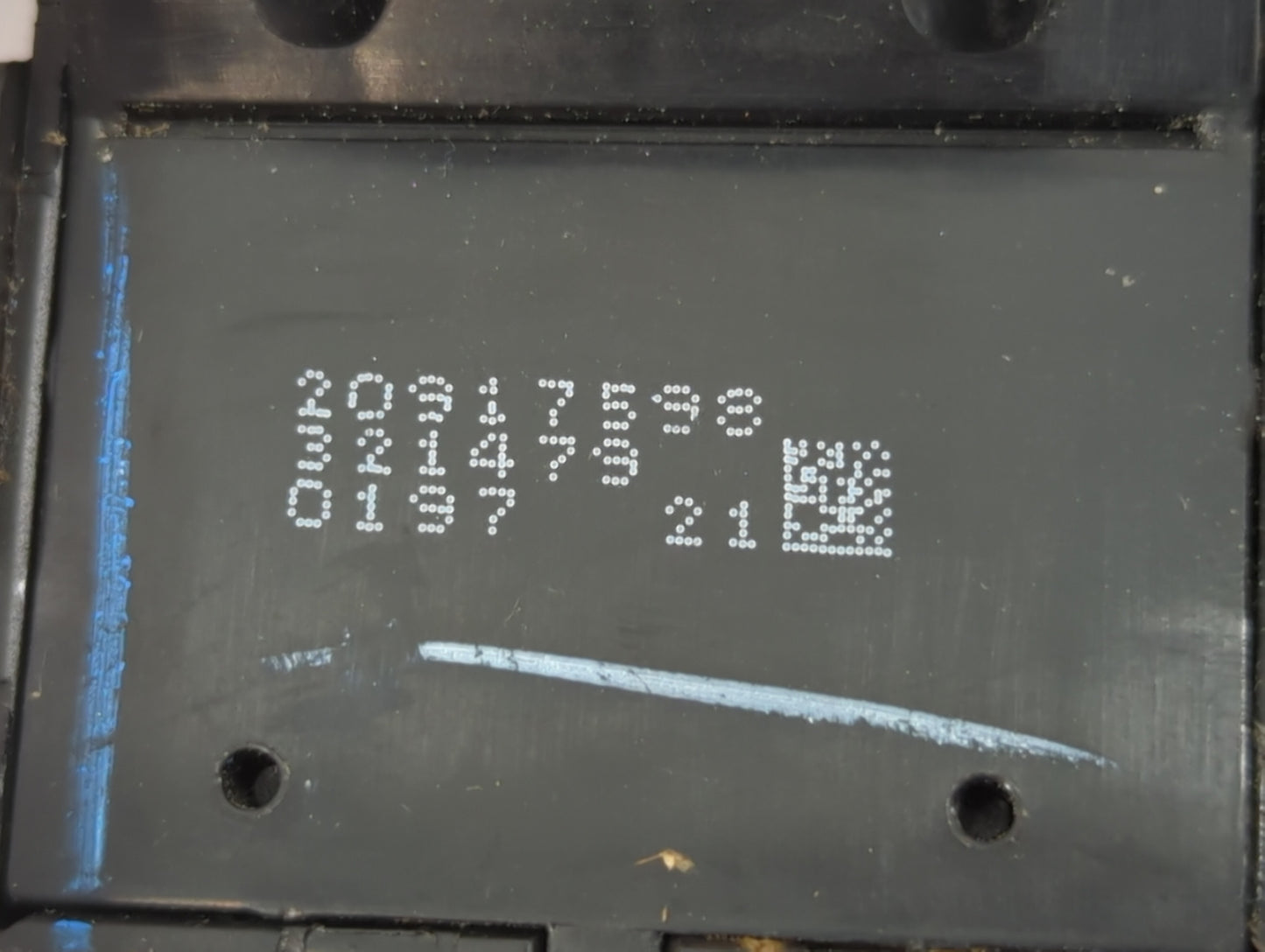 2010-2017 Gmc Terrain Master Power Window Switch Replacement Driver Side Left P/N:20917598 Fits OEM Used Auto Parts - Oemusedautoparts1.com