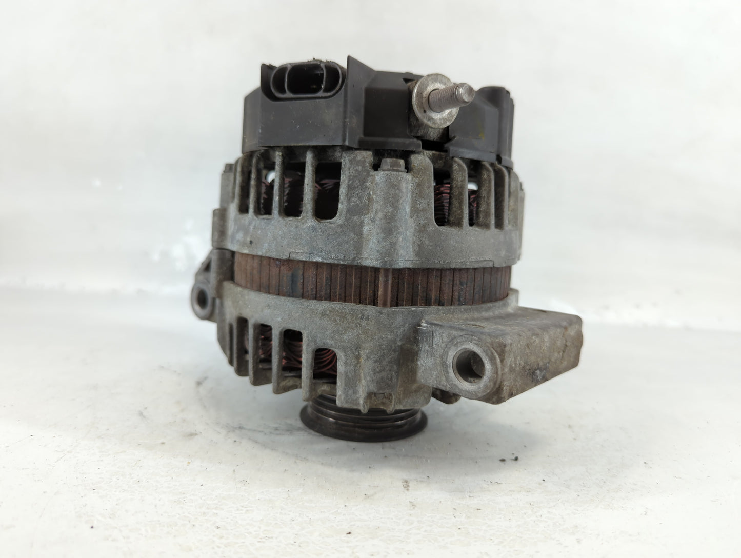 2010-2017 Chevrolet Equinox Alternator Replacement Generator Charging Assembly Engine OEM P/N:15828450 Fits OEM Used Auto Parts - Oemusedautoparts1.com