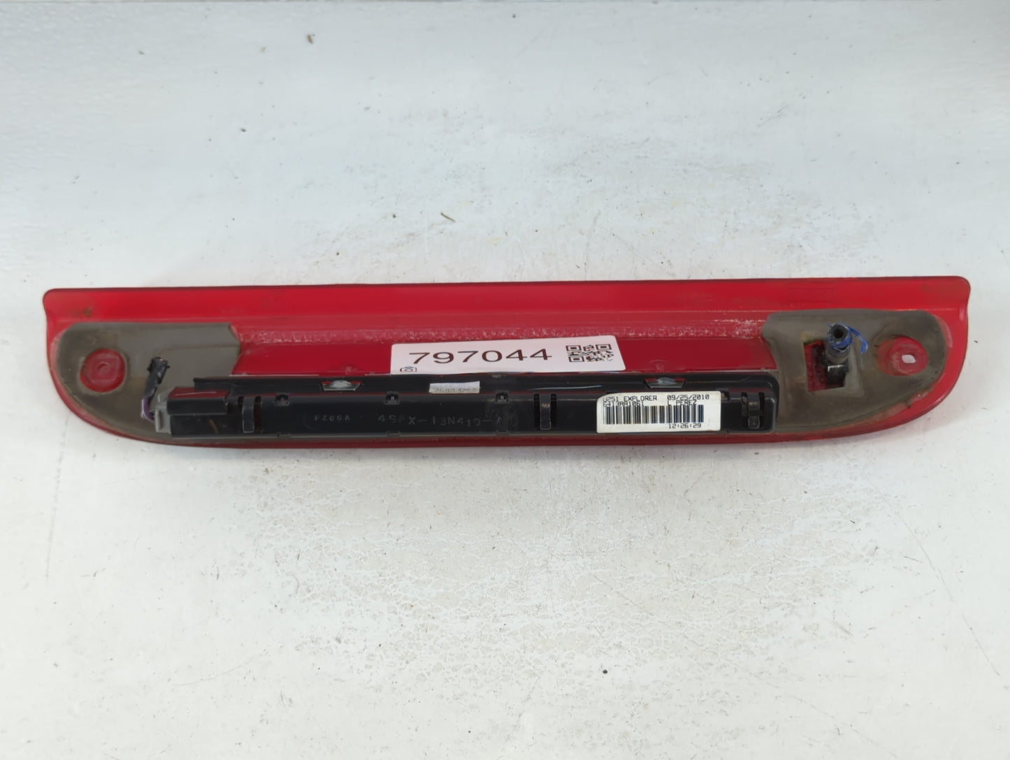 2010 Ford Explorer Third Brake Light Tail Light Fits OEM Used Auto Parts - Oemusedautoparts1.com