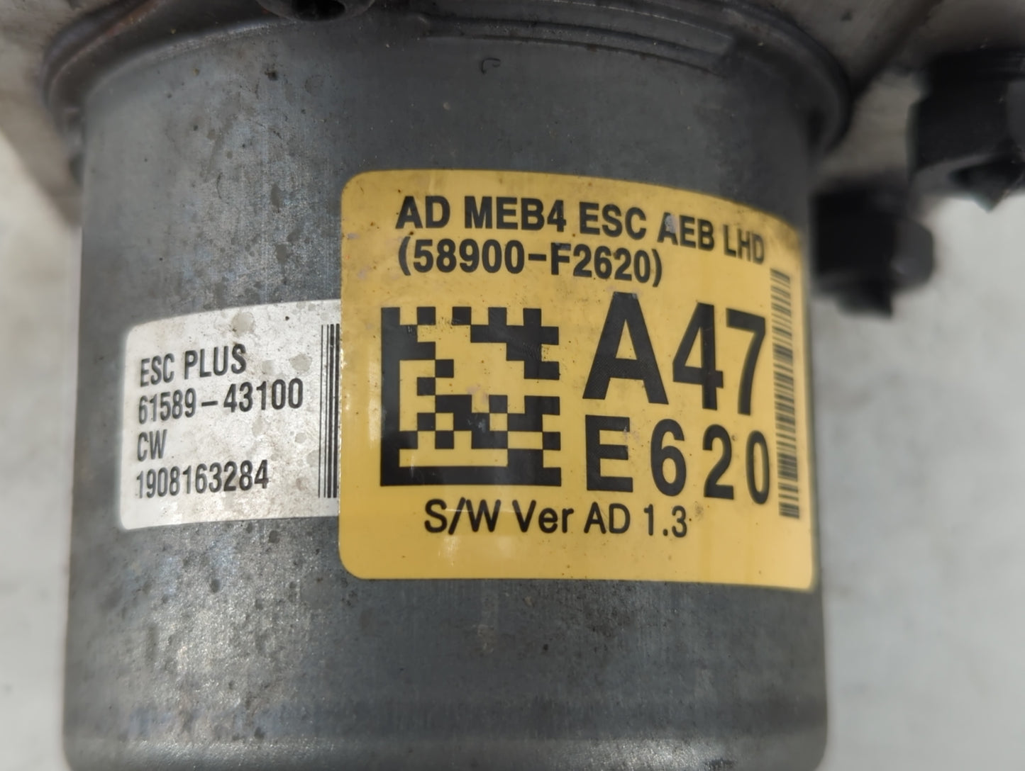 2019-2020 Hyundai Elantra ABS Pump Control Module Replacement P/N:61589-43100 58900-F2620 Fits Fits 2019 2020 OEM Used Auto Parts - Oemusedautoparts1.com