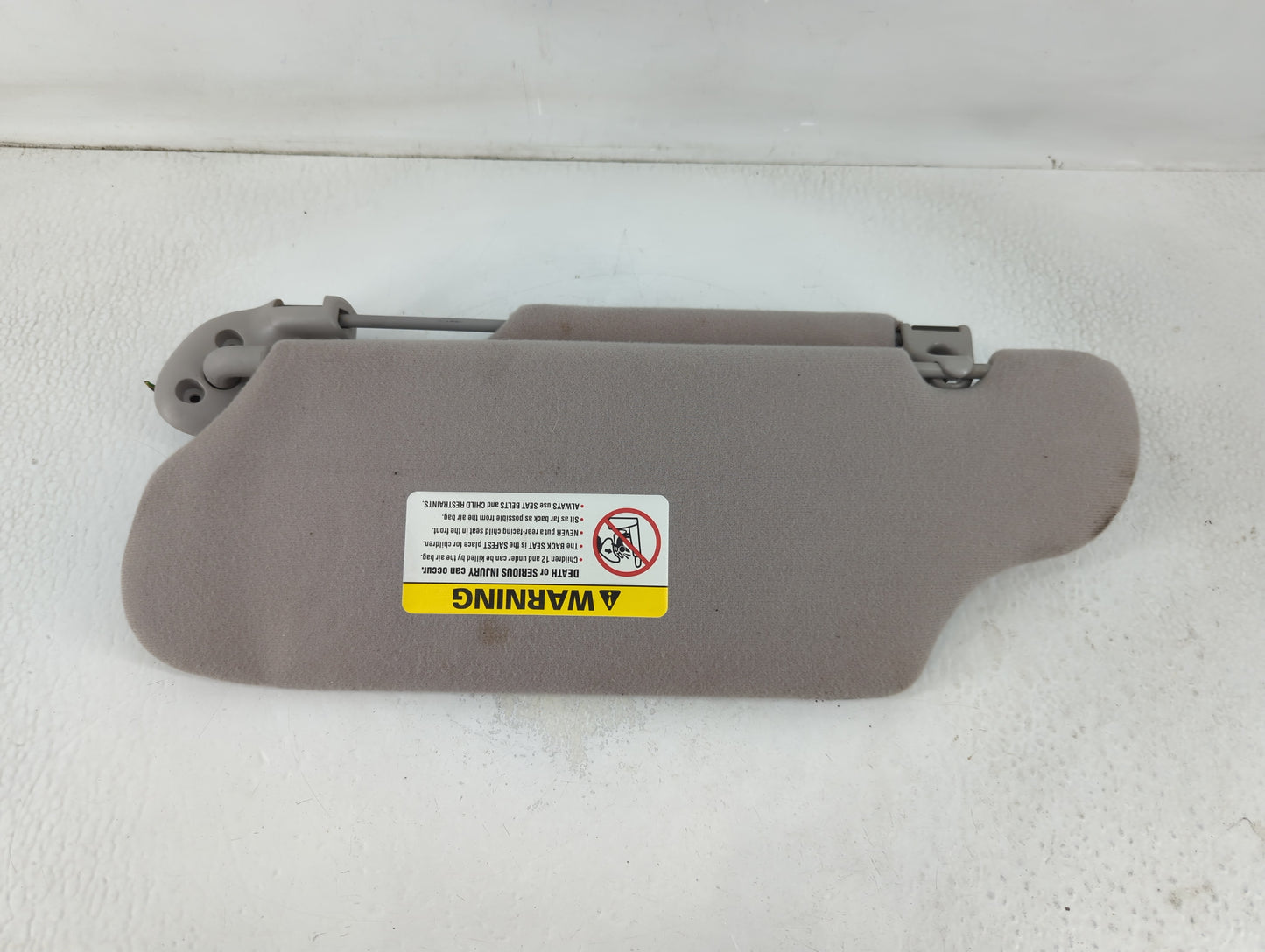 2000-2003 Ford Taurus Sun Visor Shade Replacement Passenger Right Mirror Fits Fits 2000 2001 2002 2003 OEM Used Auto Parts - Oemusedautoparts1.com