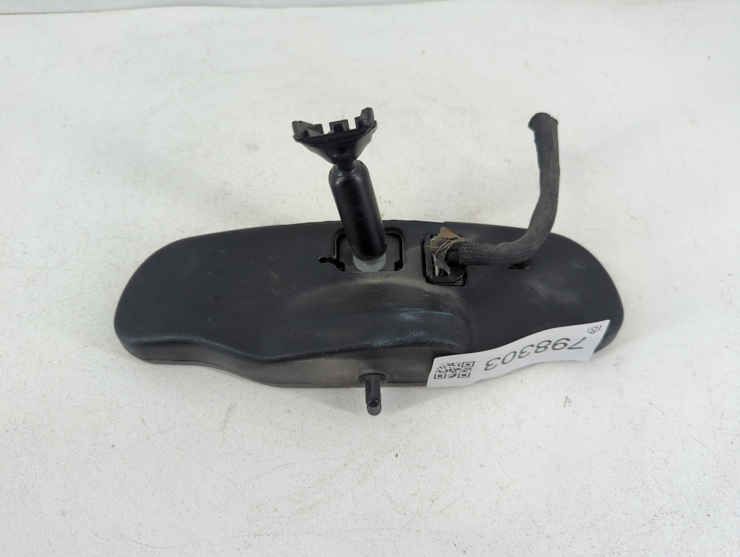 2017 Chevrolet Traverse Interior Rear View Mirror Replacement OEM P/N:E11015885 Fits OEM Used Auto Parts - Oemusedautoparts1.com