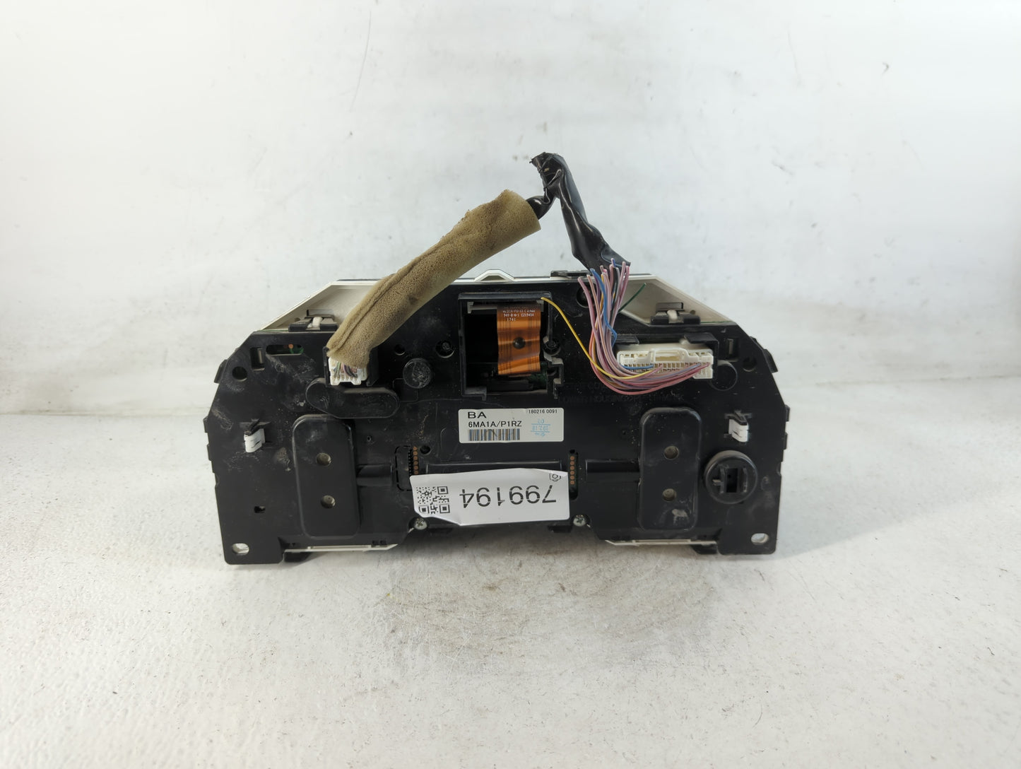 2017-2018 Nissan Rogue Sport Instrument Cluster Speedometer Gauges P/N:6MA1A/P1RZ Fits Fits 2017 2018 OEM Used Auto Parts - Oemusedautoparts1.com