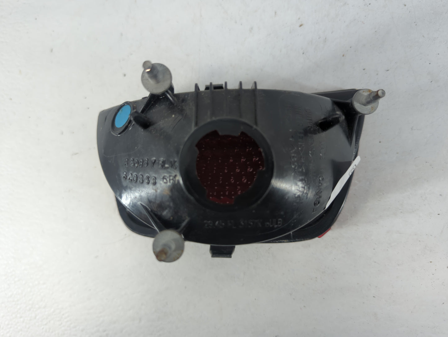 2010-2013 Chevrolet Camaro Tail Light Assembly Driver Left OEM P/N:320367 Fits Fits 2010 2011 2012 2013 OEM Used Auto Parts - Oemusedautoparts1.com