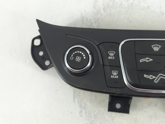 2019-2021 Chevrolet Equinox Climate Control Module Temperature AC/Heater Replacement P/N:84422503 Fits Fits 2019 2020 2021 OEM Used Auto Parts