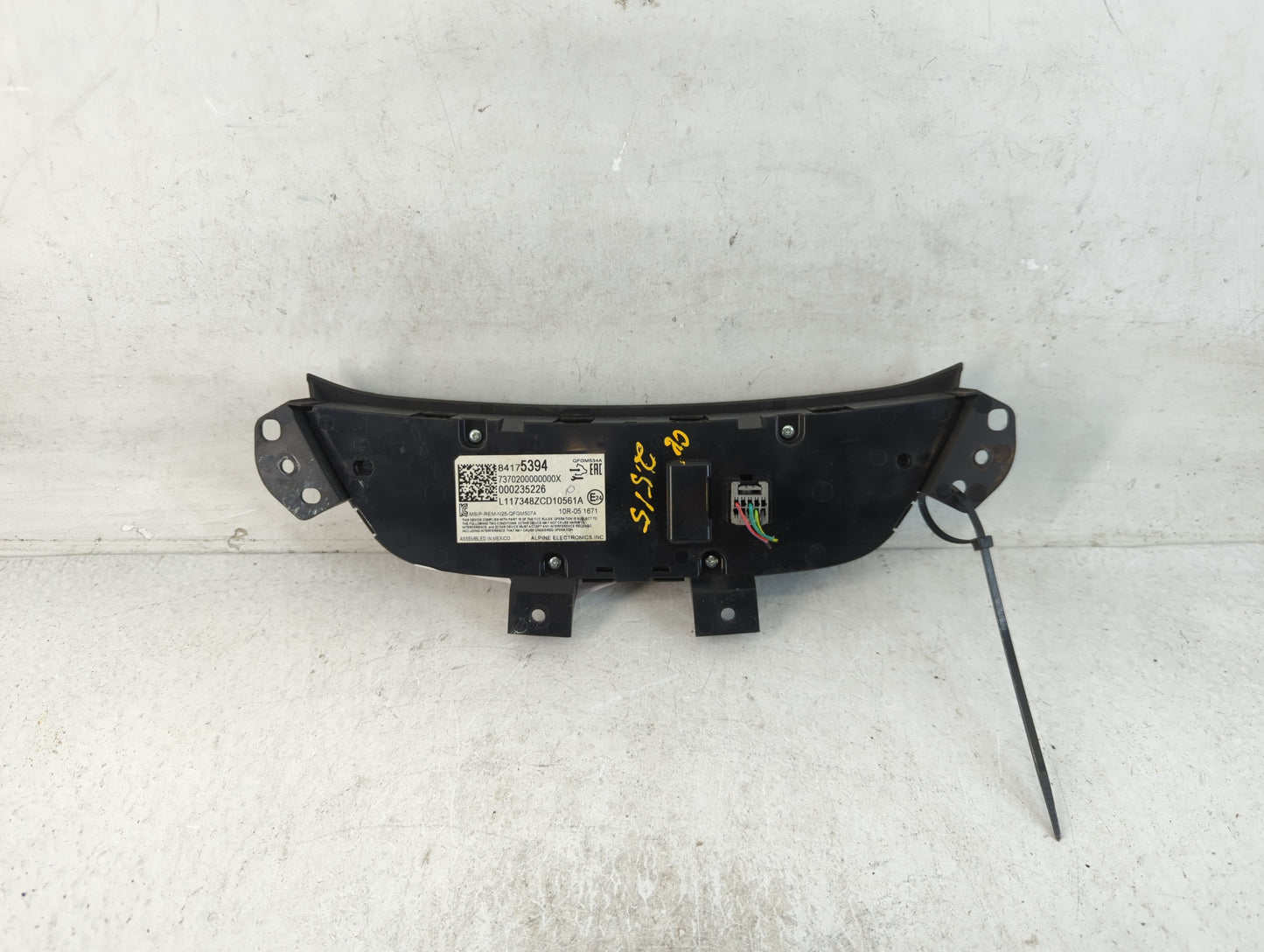 2018 Chevrolet Equinox Climate Control Module Temperature AC/Heater Replacement P/N:84175394 Fits OEM Used Auto Parts - Oemusedautoparts1.com