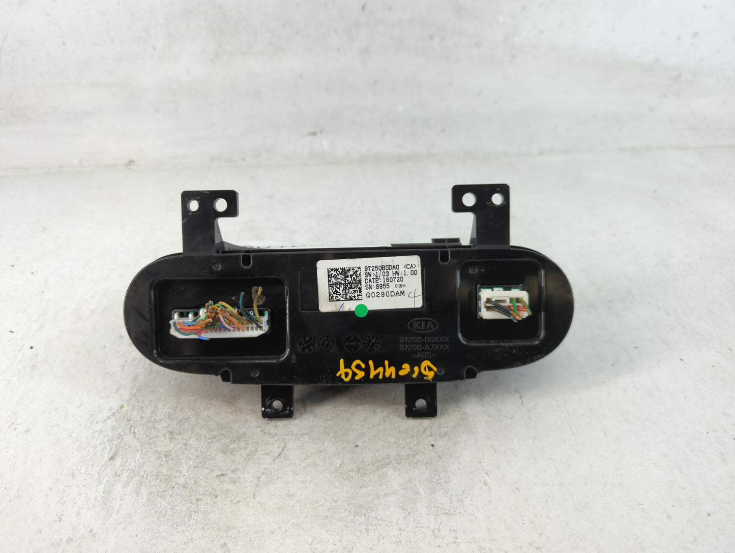 2017-2018 Kia Forte Climate Control Module Temperature AC/Heater Replacement P/N:97250B0DA0 Fits Fits 2017 2018 OEM Used Auto Parts - Oemusedautoparts1.com