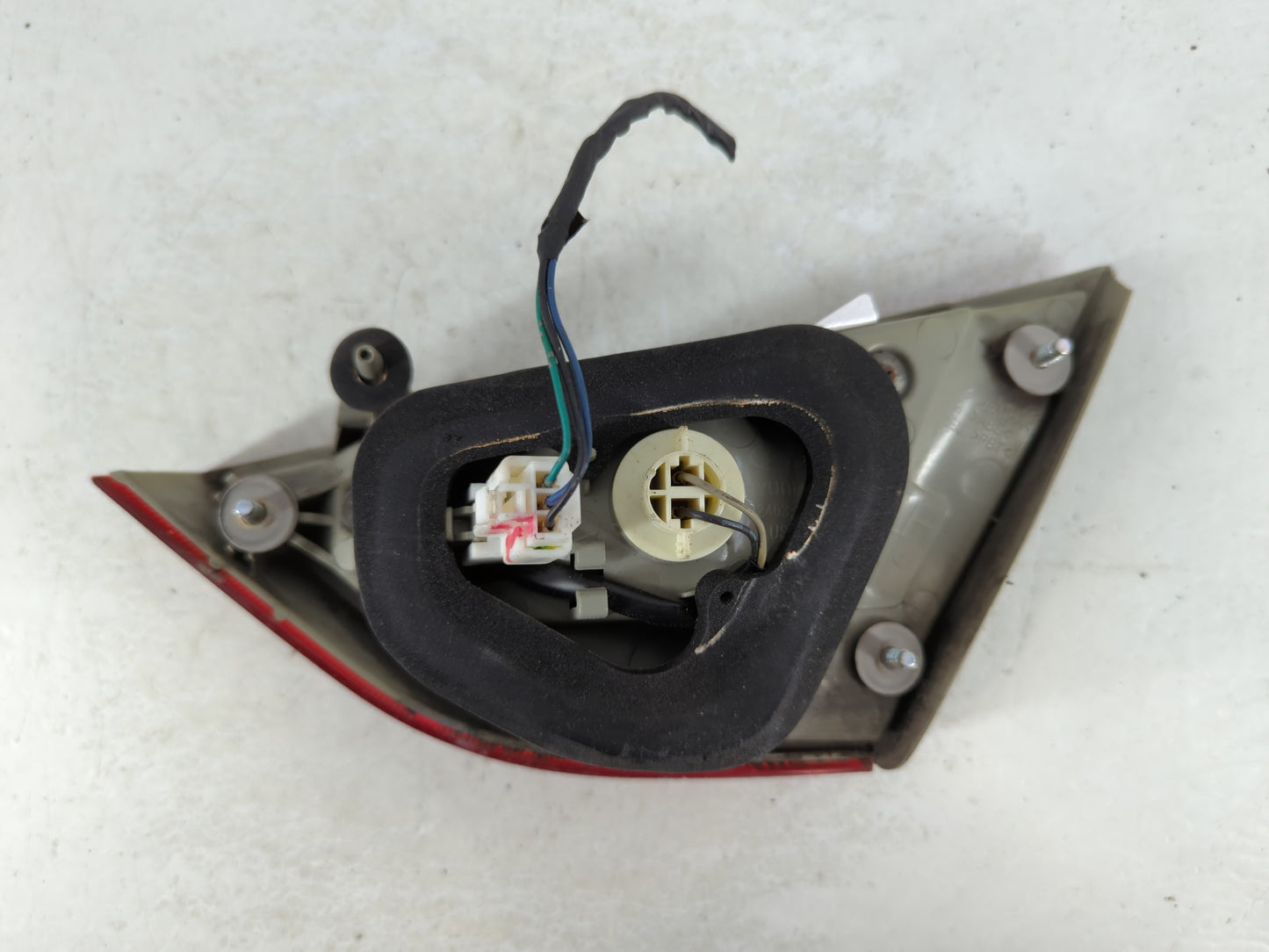 2011-2014 Hyundai Sonata Tail Light Assembly Driver Left OEM P/N:92403-3Q Fits Fits 2011 2012 2013 2014 OEM Used Auto Parts - Oemusedautoparts1.com