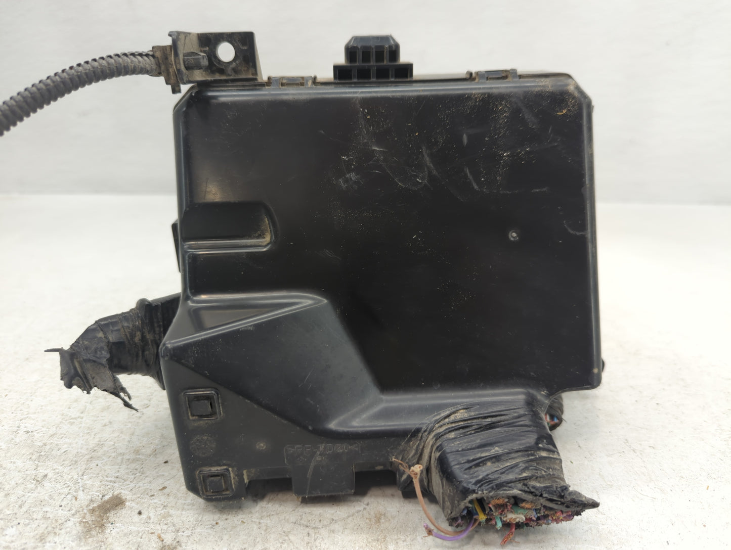 2012-2017 Mitsubishi Outlander Sport Fusebox Fuse Box Panel Relay Module P/N:8565A268 Fits Fits 2012 2013 2014 2015 2016 2017 OEM Used Auto Parts - Oemusedautoparts1.com