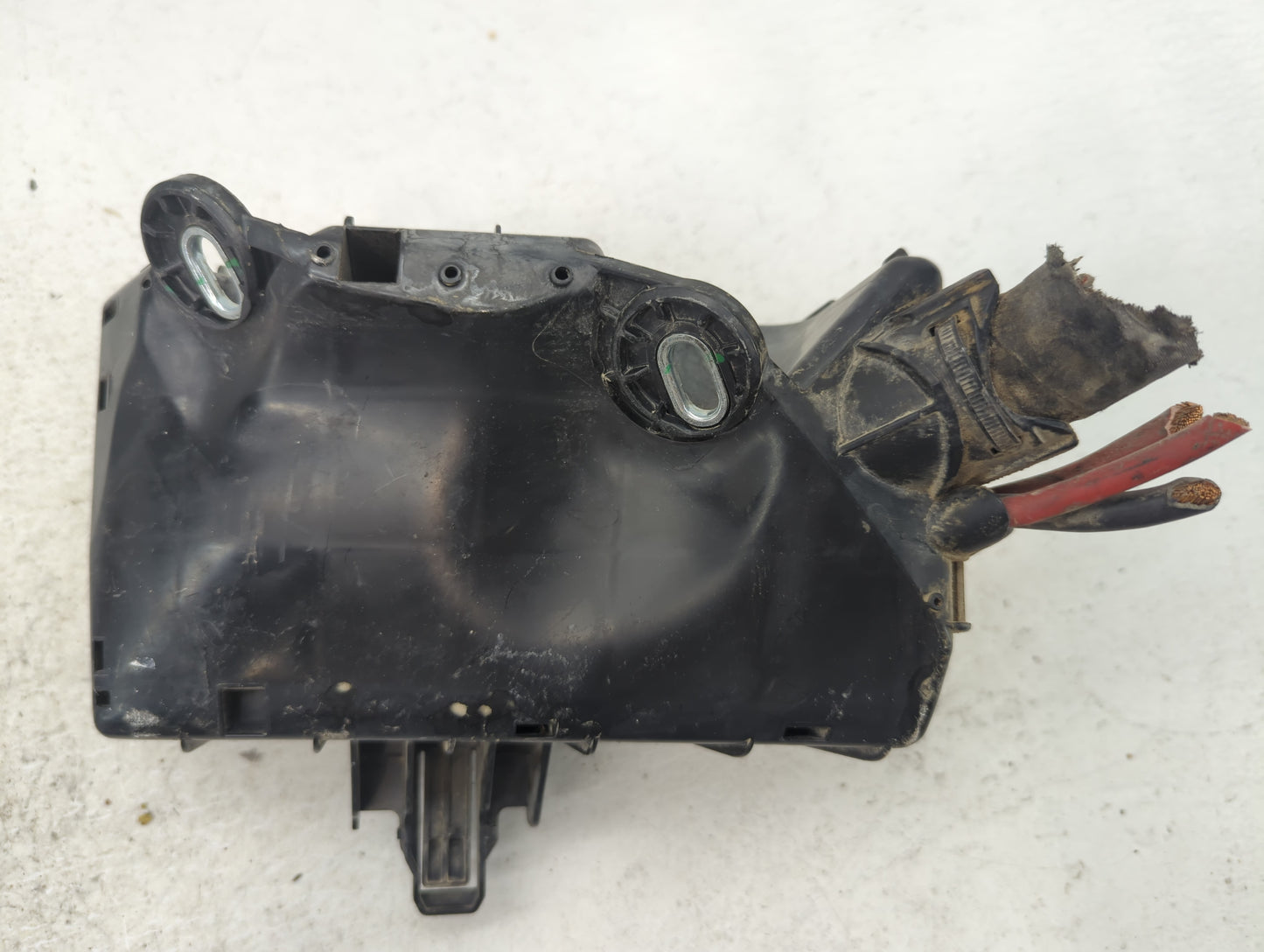 2015-2019 Volkswagen Golf Fusebox Fuse Box Panel Relay Module P/N:5Q0 937 132 A Fits Fits 2015 2016 2017 2018 2019 2020 2021 2022 OEM Used Auto Parts - Oemusedautoparts1.com
