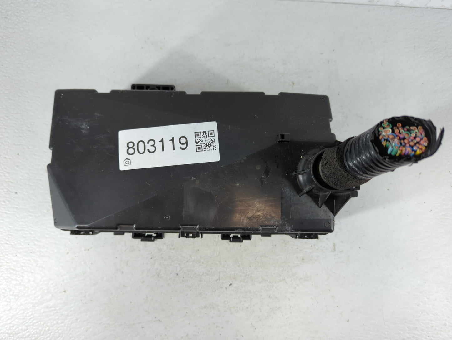 2016 Acura Mdx Fusebox Fuse Box Panel Relay Module P/N:390R01103 TZ5-A020 A0 Fits OEM Used Auto Parts - Oemusedautoparts1.com