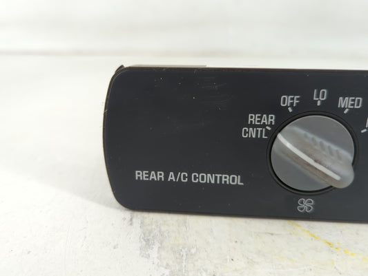 1999-2000 Cadillac Escalade Climate Control Module Temperature AC/Heater Replacement P/N:16209345 Fits OEM Used Auto Parts
