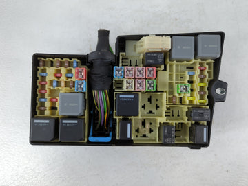 2017 Ford Escape Fusebox Fuse Box Panel Relay Module P/N:E02345500 AV6T-14A067-AD Fits OEM Used Auto Parts