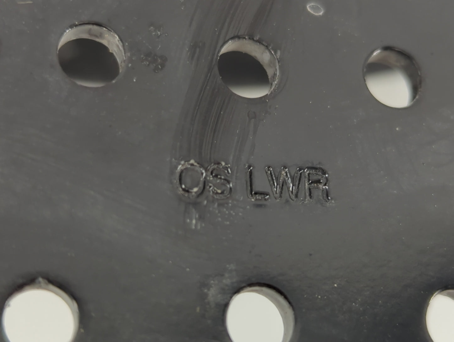 2018-2021 Hyundai Kona Center Console Armrest Cover Lid P/N:OS LWR Fits Fits 2018 2019 2020 2021 OEM Used Auto Parts - Oemusedautoparts1.com