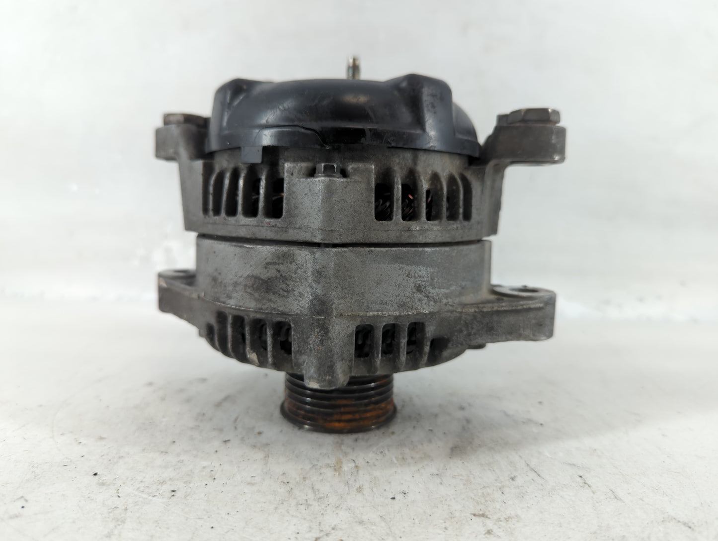 2016-2020 Kia Optima Alternator Replacement Generator Charging Assembly Engine OEM P/N:37300-2G061 Fits OEM Used Auto Parts - Oemusedautoparts1.com