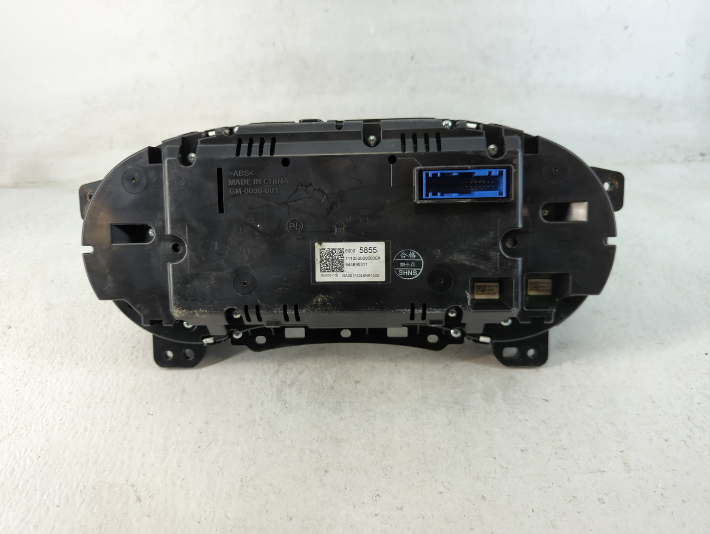 2020-2021 Buick Encore Gx Instrument Cluster Speedometer Gauges P/N:60005855 Fits Fits 2020 2021 OEM Used Auto Parts - Oemusedautoparts1.com