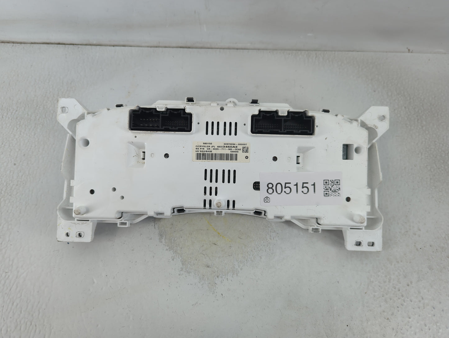 2015-2017 Jeep Compass Instrument Cluster Speedometer Gauges P/N:7656670 Fits Fits 2015 2016 2017 OEM Used Auto Parts - Oemusedautoparts1.com