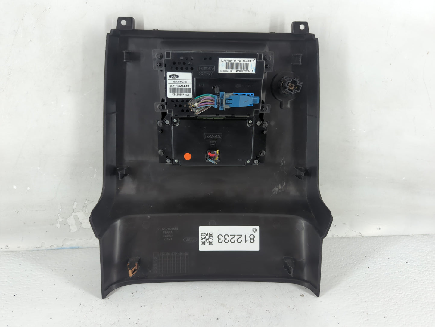 2007 Lincoln Navigator Climate Control Module Temperature AC/Heater Replacement P/N:7L7T-19A164-AB Fits OEM Used Auto Parts - Oemusedautoparts1.com