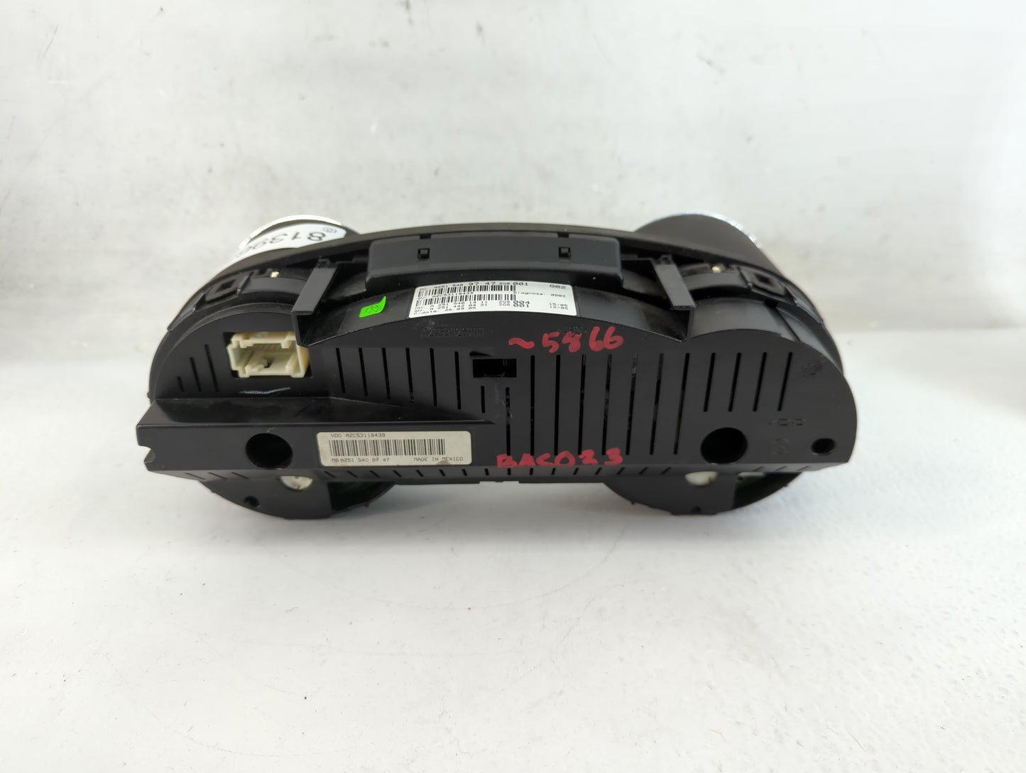 2006-2007 Mercedes-Benz R350 Instrument Cluster Speedometer Gauges P/N:A251 540 97 47 Fits Fits 2006 2007 OEM Used Auto Parts - Oemusedautoparts1.com