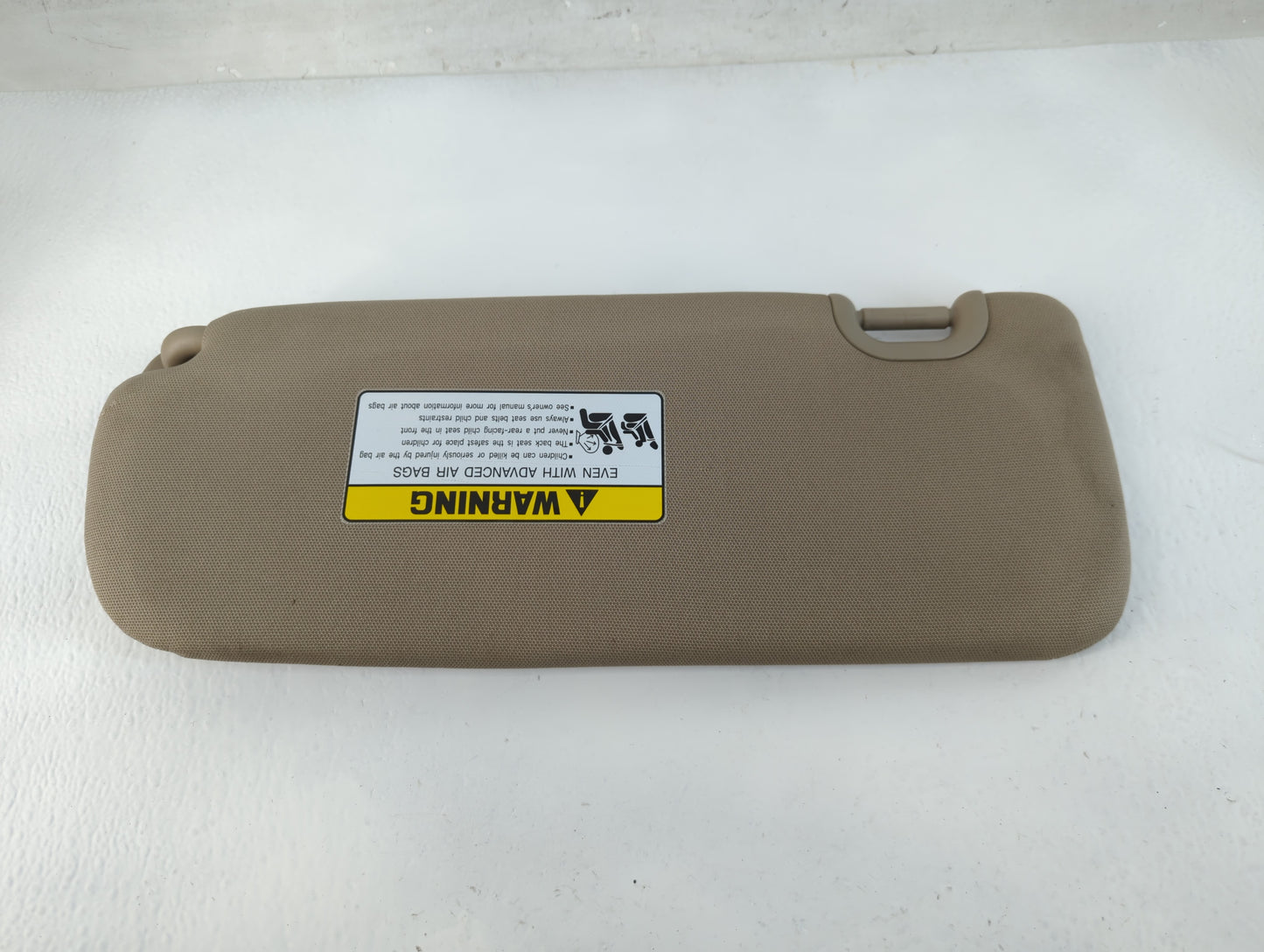 2013-2019 Hyundai Santa Fe Sun Visor Shade Replacement Passenger Right Mirror Fits Fits 2013 2014 2015 2016 2017 2018 2019 OEM Used Auto Parts - Oemusedautoparts1.com