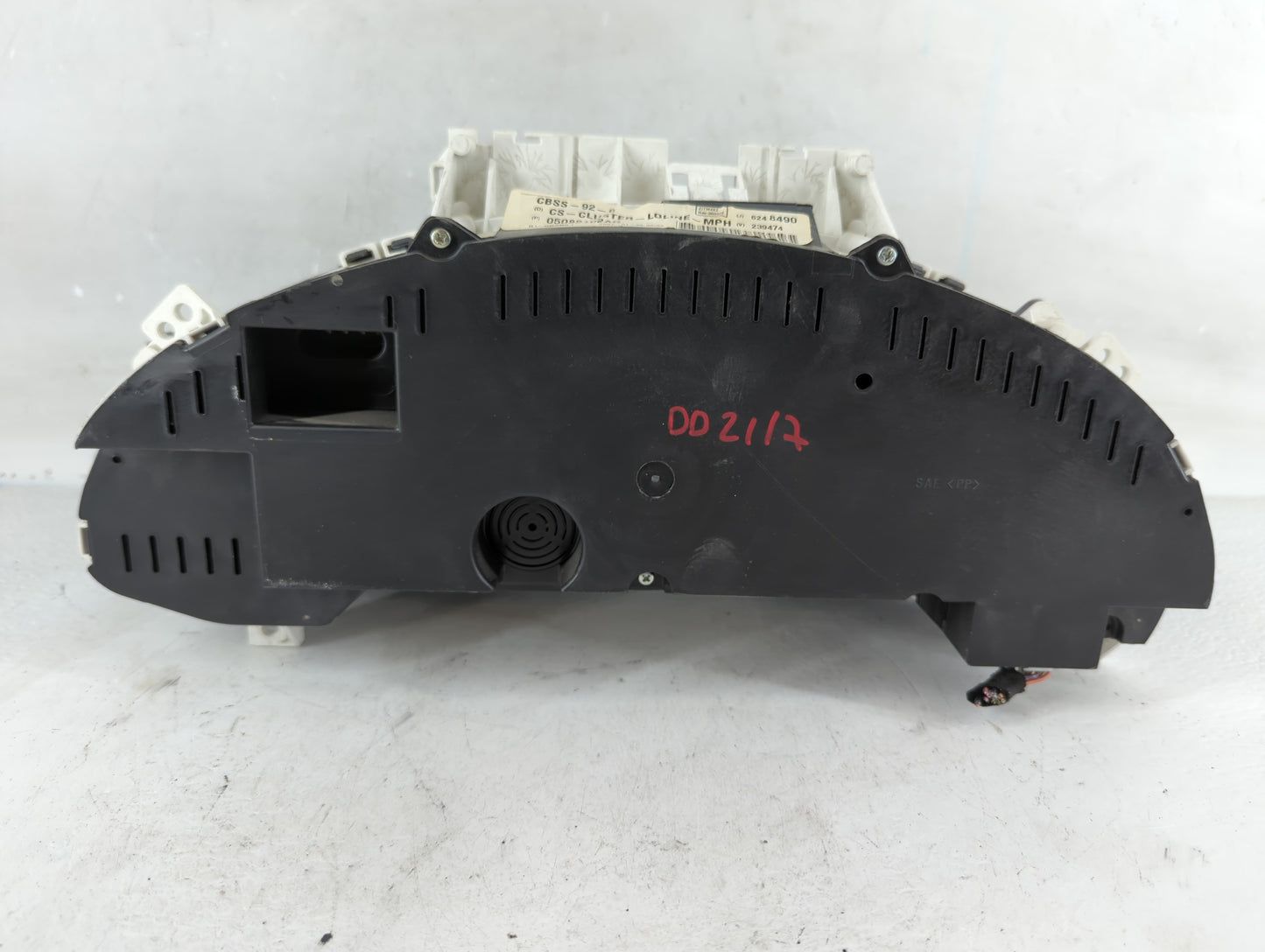 2007 Chrysler Pacifica Instrument Cluster Speedometer Gauges P/N:70113R 05082102AG Fits OEM Used Auto Parts - Oemusedautoparts1.com
