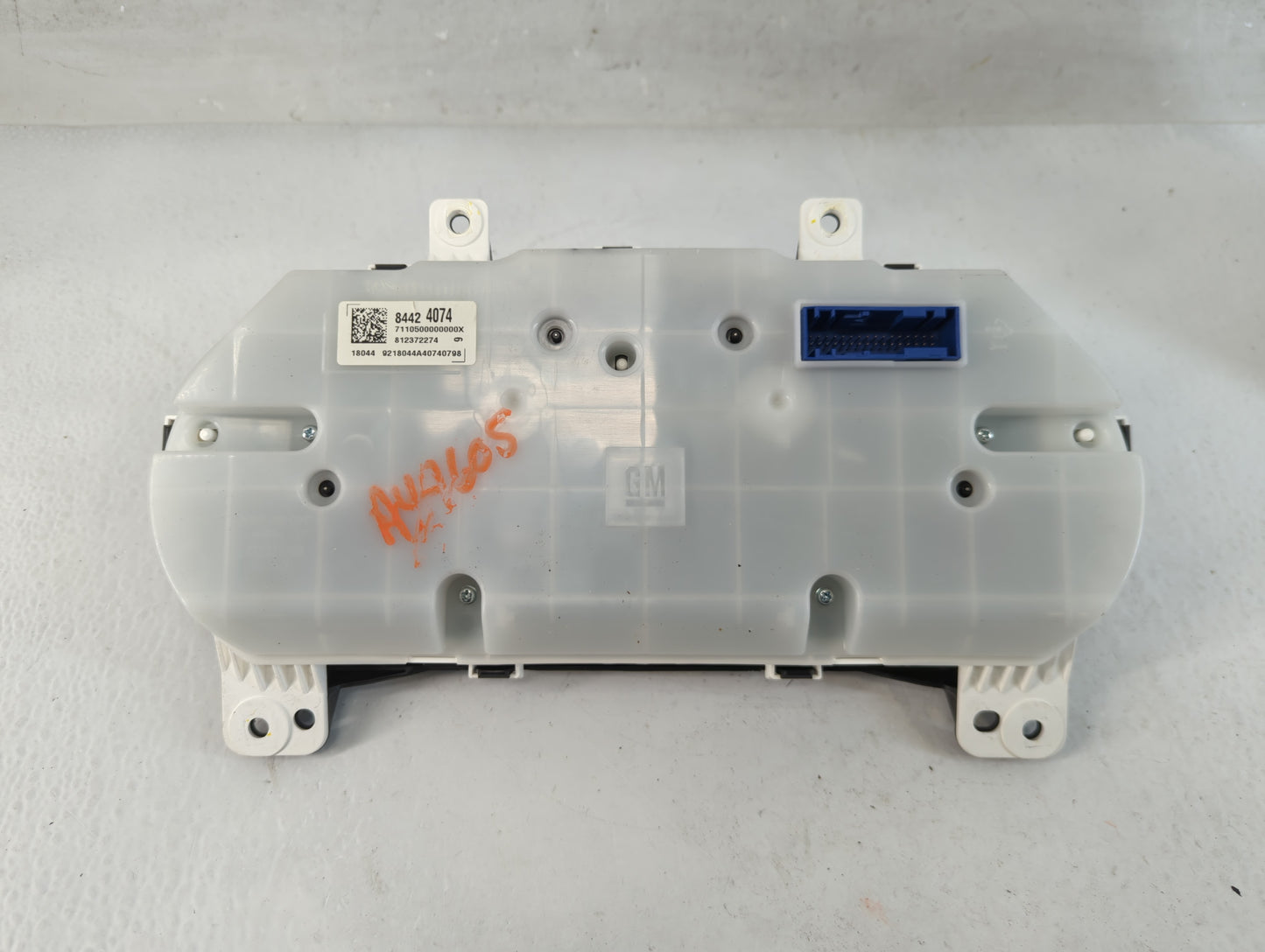 2018 Chevrolet Equinox Instrument Cluster Speedometer Gauges P/N:84424074 Fits OEM Used Auto Parts - Oemusedautoparts1.com