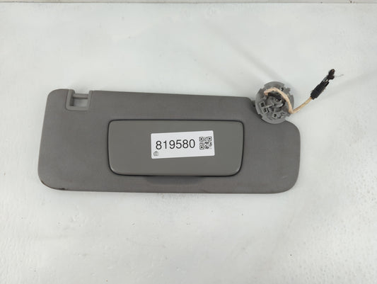 2020-2022 Chevrolet Equinox Sun Visor Shade Replacement Passenger Right Mirror Fits Fits 2020 2021 2022 OEM Used Auto Parts