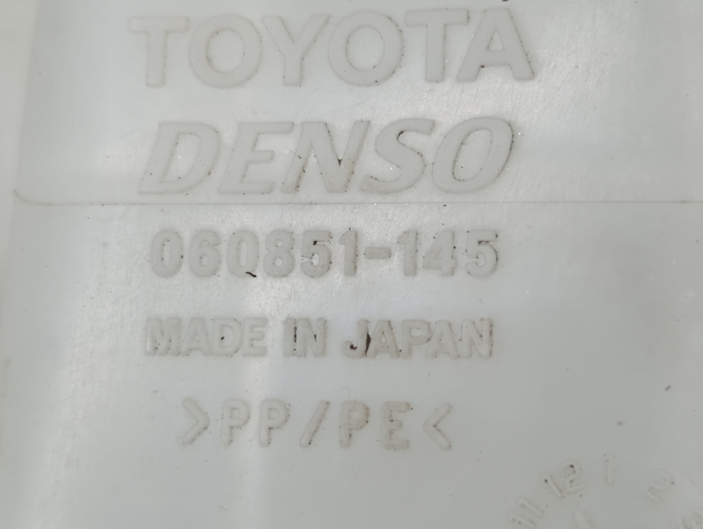 2004-2009 Toyota Prius Windshield Washer Fluid Reservoir Bottle Oem - Oemusedautoparts1.com