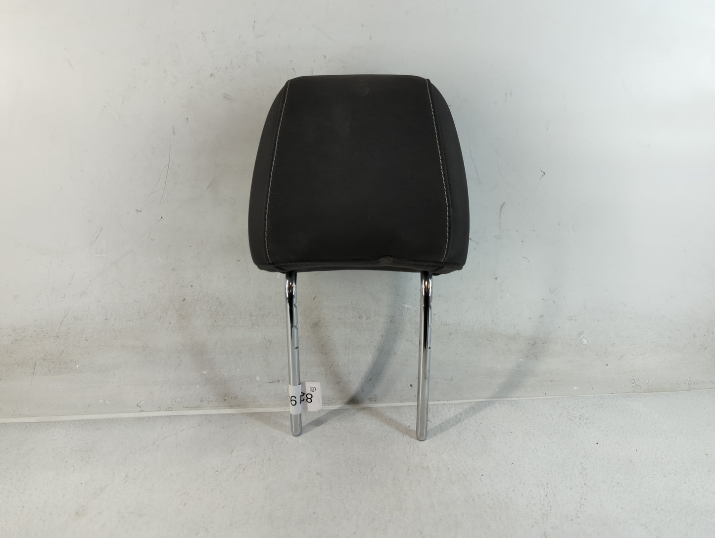 2014 Ford Escape Headrest Head Rest Front Driver Passenger Seat Fits OEM Used Auto Parts - Oemusedautoparts1.com