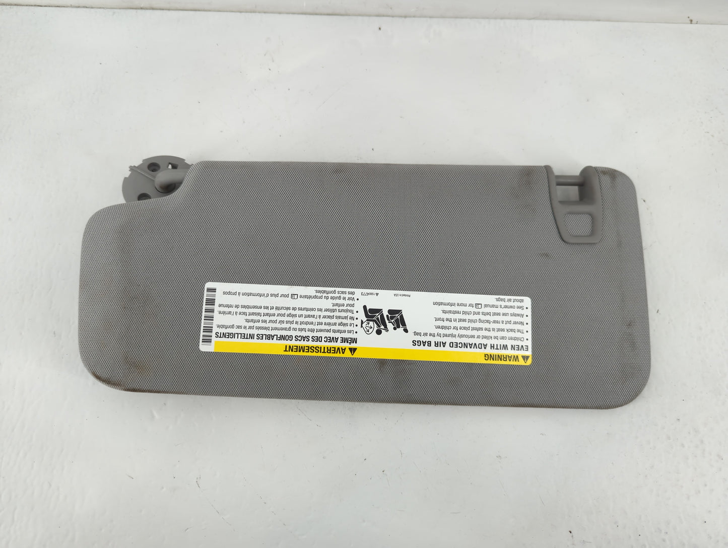 2017-2021 Chevrolet Trax Sun Visor Shade Replacement Passenger Right Mirror Fits Fits 2017 2018 2019 2020 2021 OEM Used Auto Parts - Oemusedautoparts1.com