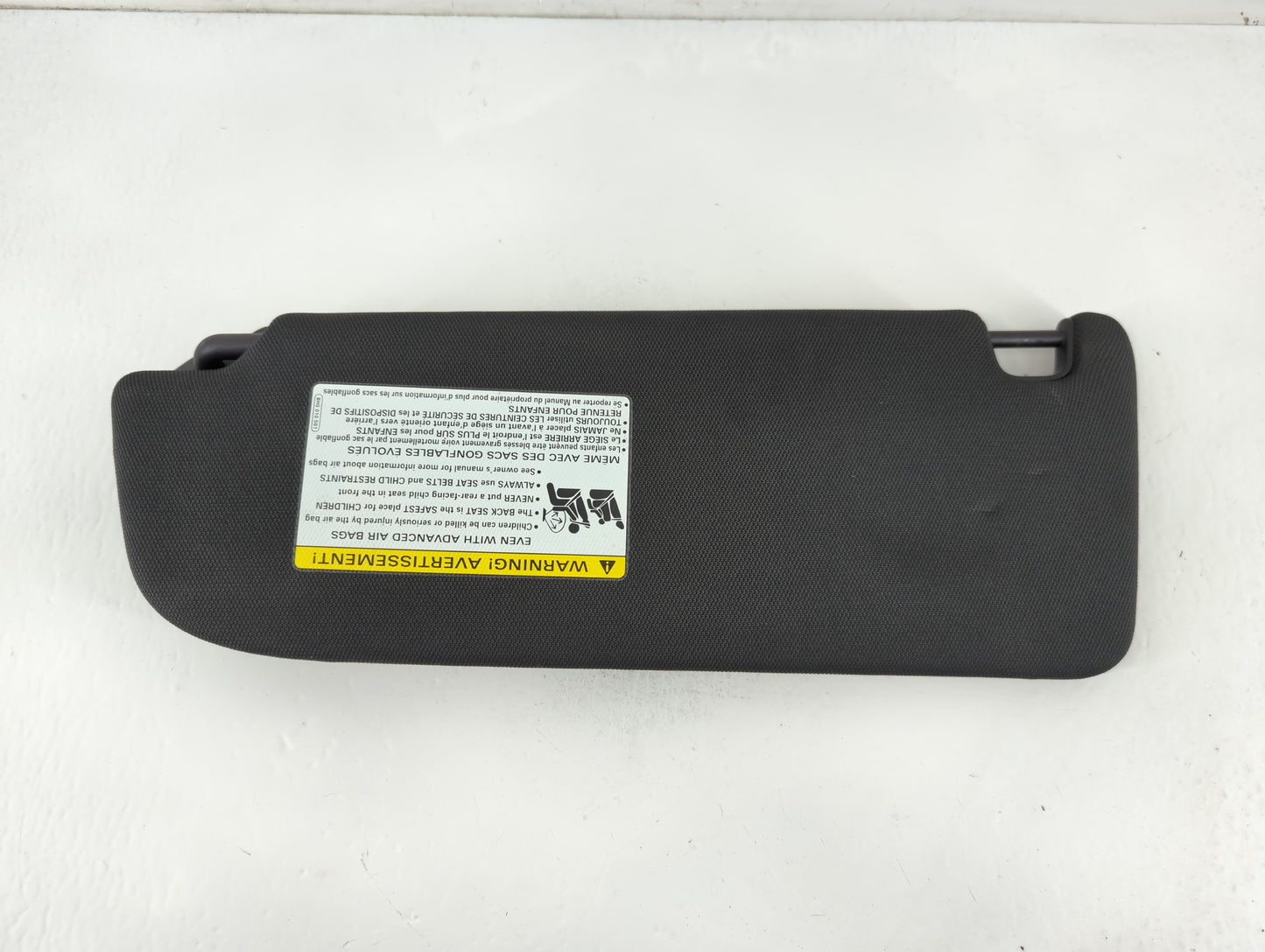 2016-2018 Audi A6 Sun Visor Shade Replacement Passenger Right Mirror Fits Fits 2016 2017 2018 OEM Used Auto Parts - Oemusedautoparts1.com