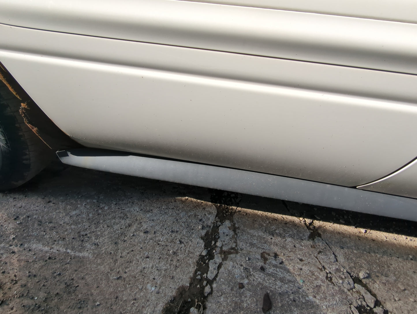 2000-2005 Buick Lesabre Passenger Rear Door Window Oem