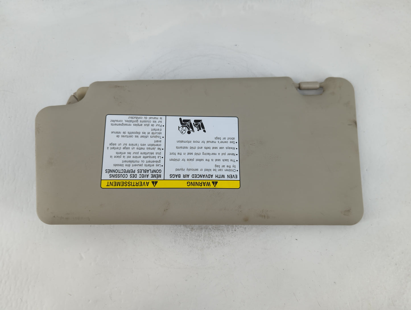 2008-2015 Nissan Rogue Sun Visor Shade Replacement Passenger Right Mirror Fits Fits 2008 2009 2010 2011 2012 2013 2014 2015 OEM Used Auto Parts - Oemusedautoparts1.com