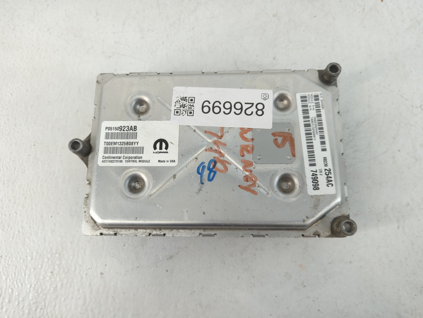 2015 Dodge Journey PCM Engine Control Computer ECU ECM PCU OEM P/N:68239254AC 68239253AC, P05150923AB Fits OEM Used Auto Parts - Oemusedautoparts1.com