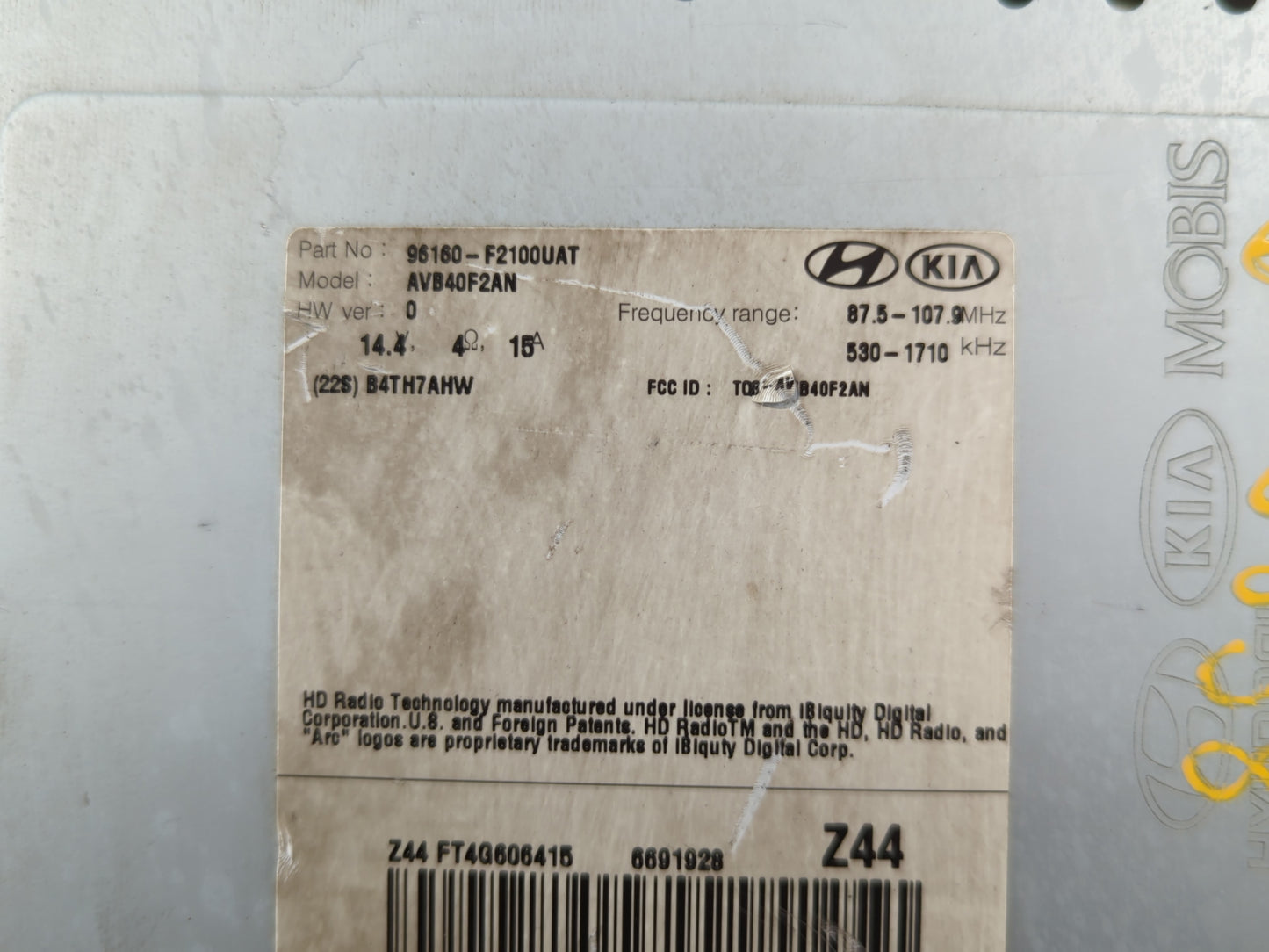 2017-2018 Hyundai Elantra Radio AM FM Cd Player Receiver Replacement P/N:96160-F2100UAT Fits Fits 2017 2018 OEM Used Auto Parts - Oemusedautoparts1.com