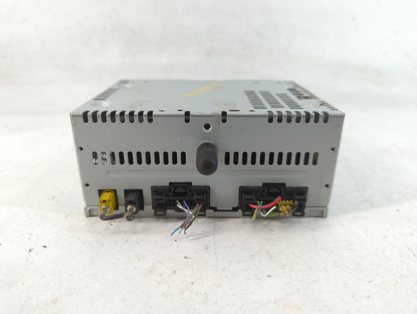 2016-2017 Ford Explorer Radio AM FM Cd Player Receiver Replacement P/N:GB5T-19C107-BG Fits Fits 2016 2017 OEM Used Auto Parts - Oemusedautoparts1.com