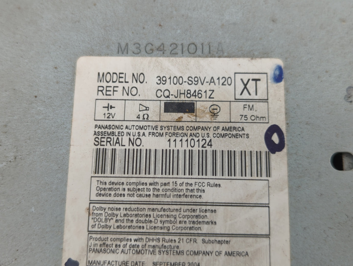2003-2005 Honda Pilot Radio AM FM Cd Player Receiver Replacement P/N:39100-S9V-A120 Fits Fits 2003 2004 2005 OEM Used Auto Parts - Oemusedautoparts1.com