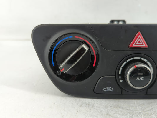 2018-2022 Hyundai Accent Climate Control Module Temperature AC/Heater Replacement P/N:Q029J00M 97250J0001 Fits OEM Used Auto Parts