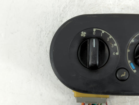 2002-2005 Ford Explorer Climate Control Module Temperature AC/Heater Replacement P/N:1L2H-19D838-AE 1L2X-7804302-E Fits OEM Used Auto Parts