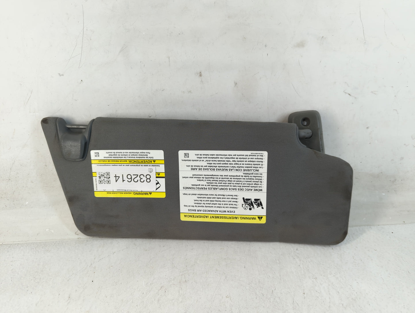 2011-2014 Ford F-150 Sun Visor Shade Replacement Driver Left Mirror Fits Fits 2011 2012 2013 2014 OEM Used Auto Parts - Oemusedautoparts1.com