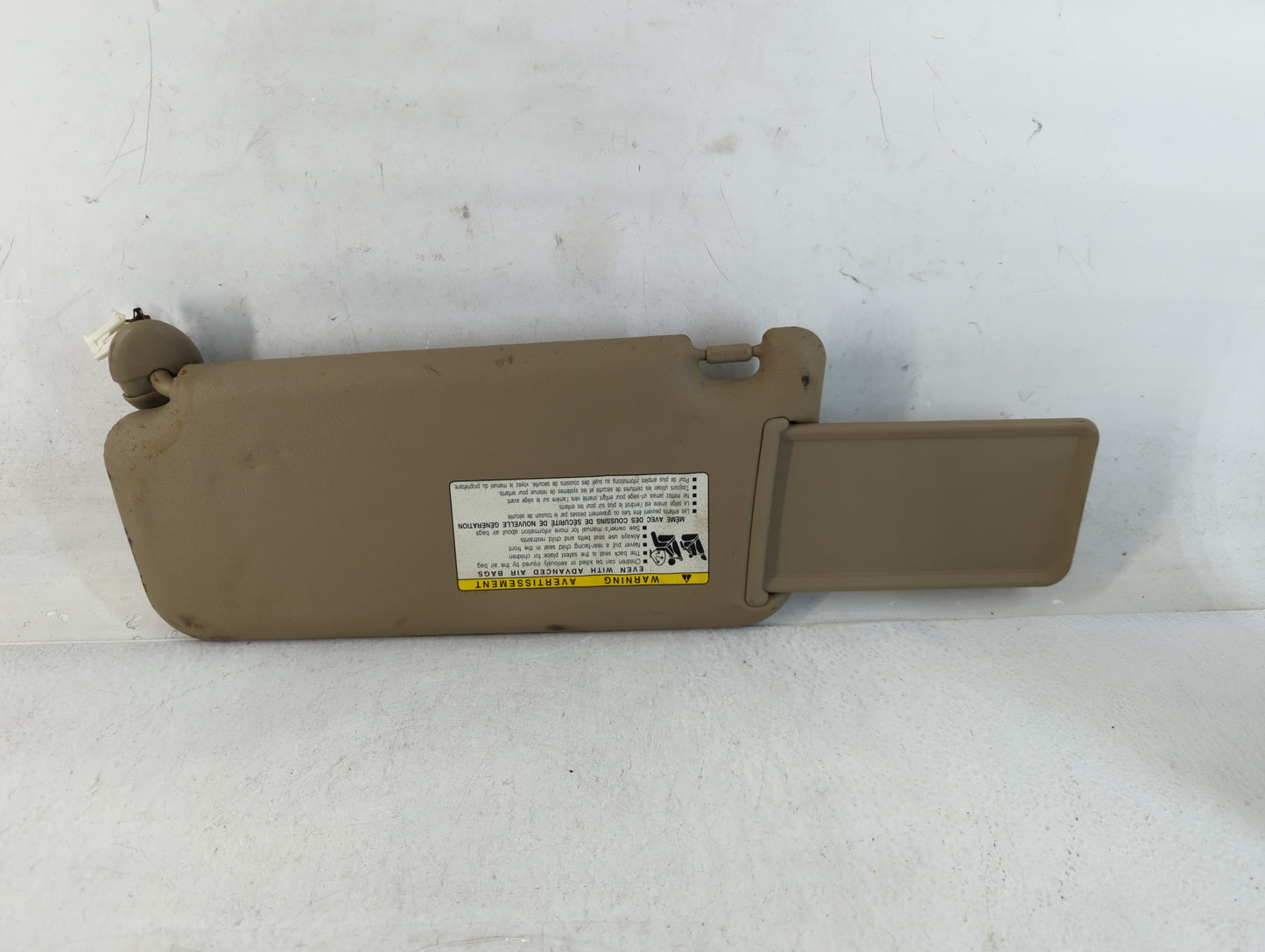 2006-2009 Toyota Rav4 Sun Visor Shade Replacement Passenger Right Mirror Fits Fits 2006 2007 2008 2009 OEM Used Auto Parts - Oemusedautoparts1.com