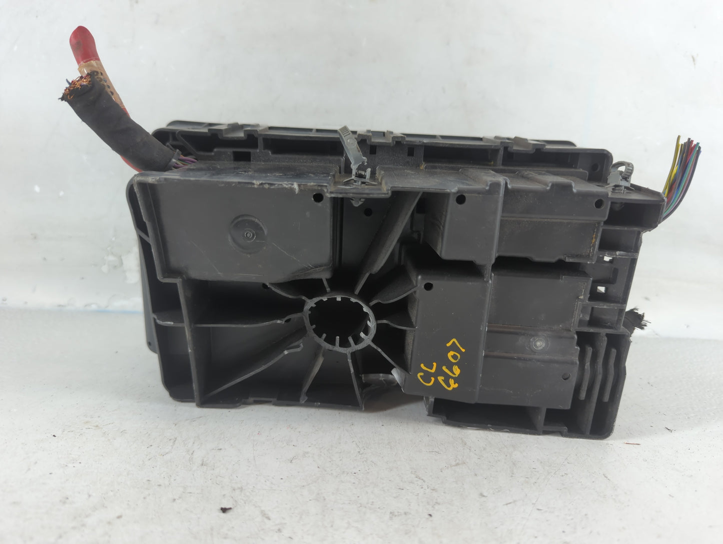 2011-2014 Chevrolet Cruze Fusebox Fuse Box Panel Relay Module P/N:95216200_01 Fits Fits 2011 2012 2013 2014 OEM Used Auto Parts - Oemusedautoparts1.com