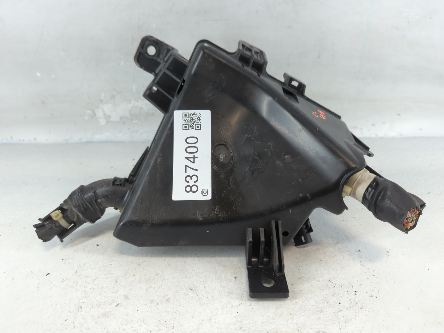 2018 Subaru Xv Fusebox Fuse Box Panel Relay Module P/N:M5901300B Fits OEM Used Auto Parts - Oemusedautoparts1.com