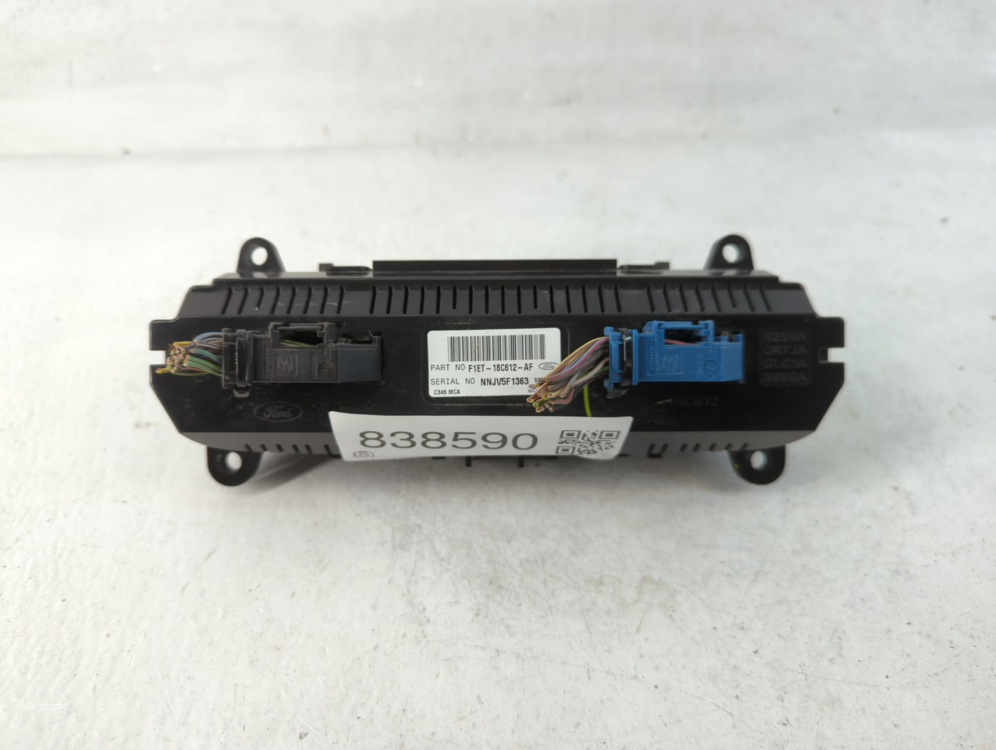 2015-2018 Ford Focus Climate Control Module Temperature AC/Heater Replacement P/N:F1ET-18C612-AF Fits Fits 2015 2016 2017 2018 OEM Used Auto Parts - Oemusedautoparts1.com