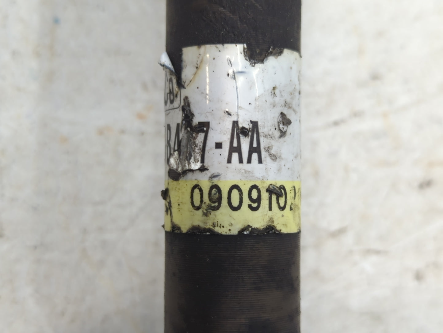 2010-2012 Ford Flex Axle Shaft Front Driver Cv C/v - Oemusedautoparts1.com