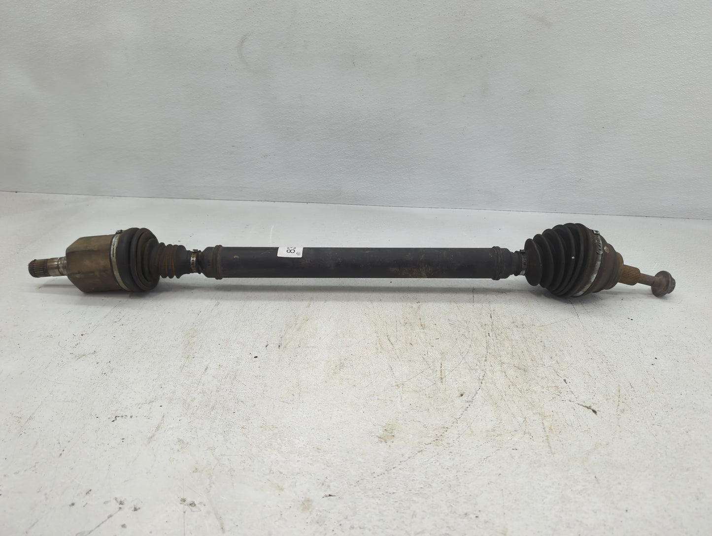 2006-2010 Volkswagen Passat Axle Shaft Front Passenger Cv C/v - Oemusedautoparts1.com
